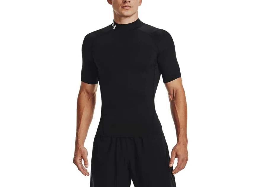 Under Armour Μονόχρωμο Μπλουζάκι Συμπίεσης με Ψηλό Λαιμό και Κοντά Μανίκια Ανδρικό Τοπ